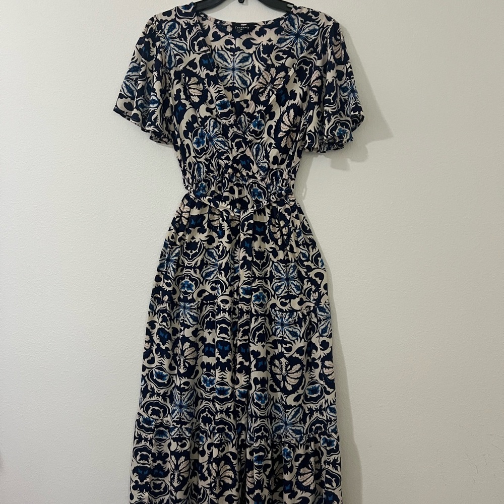 Cassie’S Classy Black and Blue Floral‎ Midi Dress, Size M